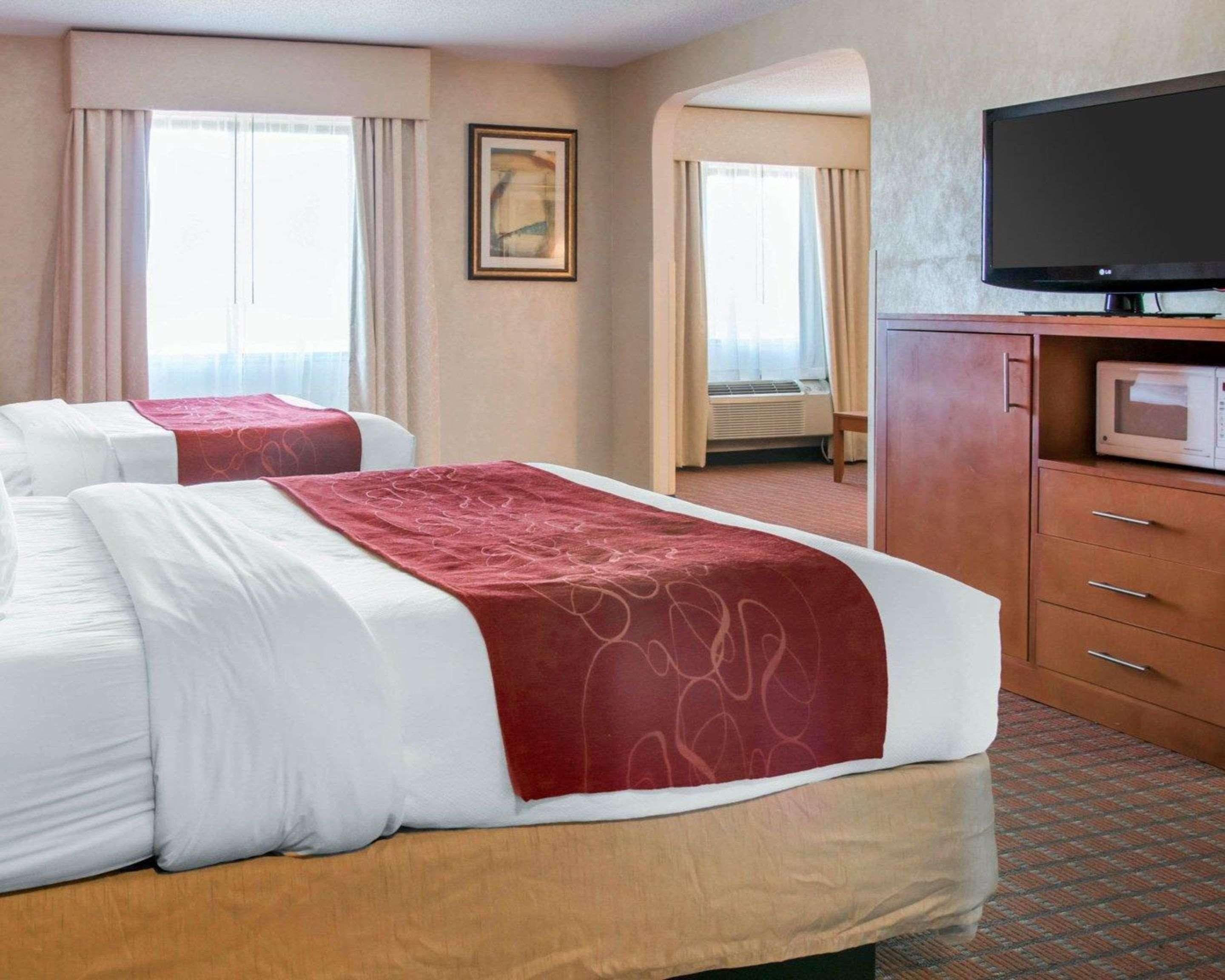 Comfort Suites Auburn Hills-Detroit Экстерьер фото