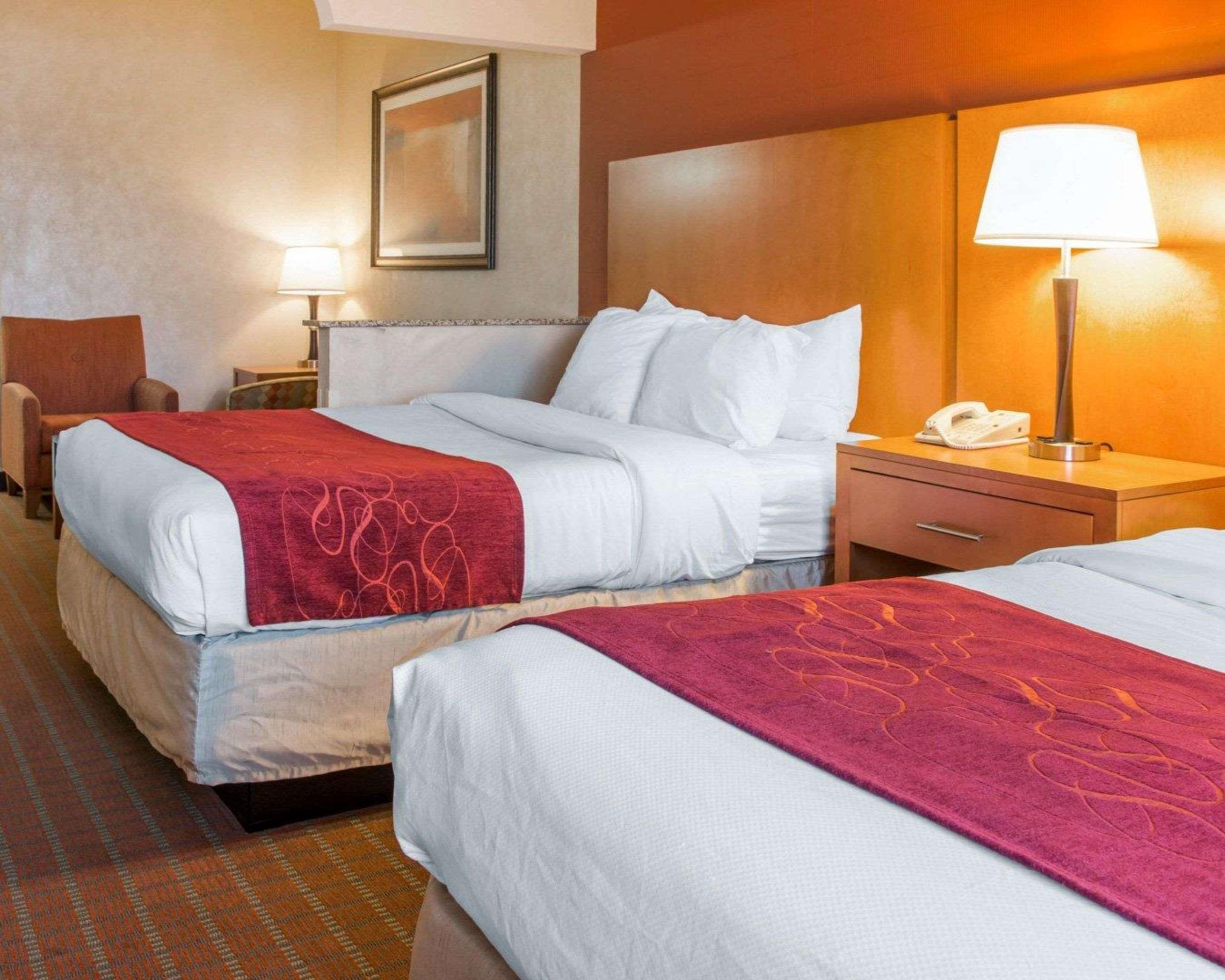 Comfort Suites Auburn Hills-Detroit Экстерьер фото