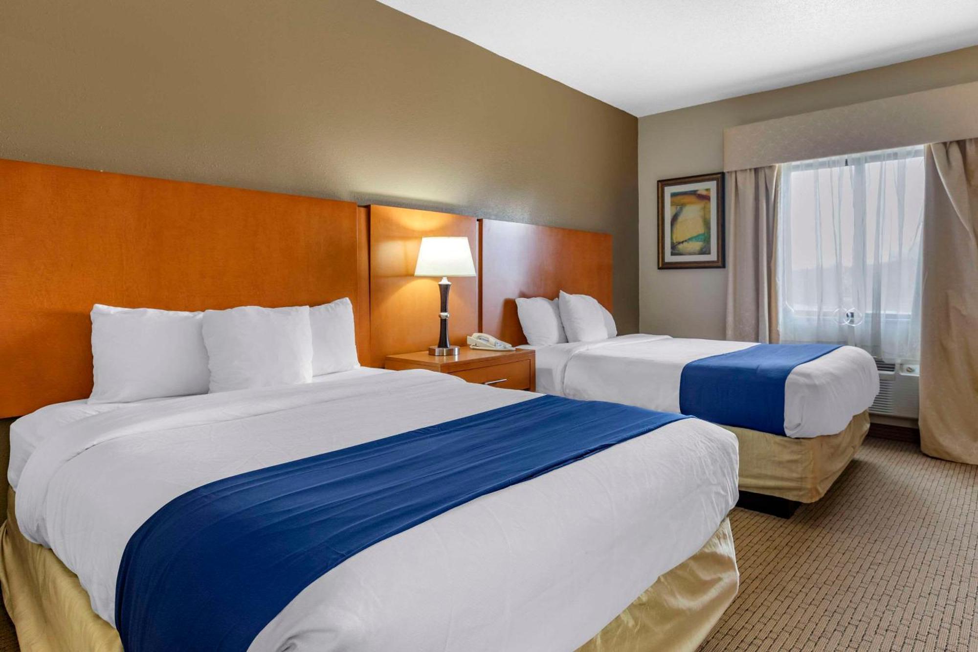 Comfort Suites Auburn Hills-Detroit Экстерьер фото