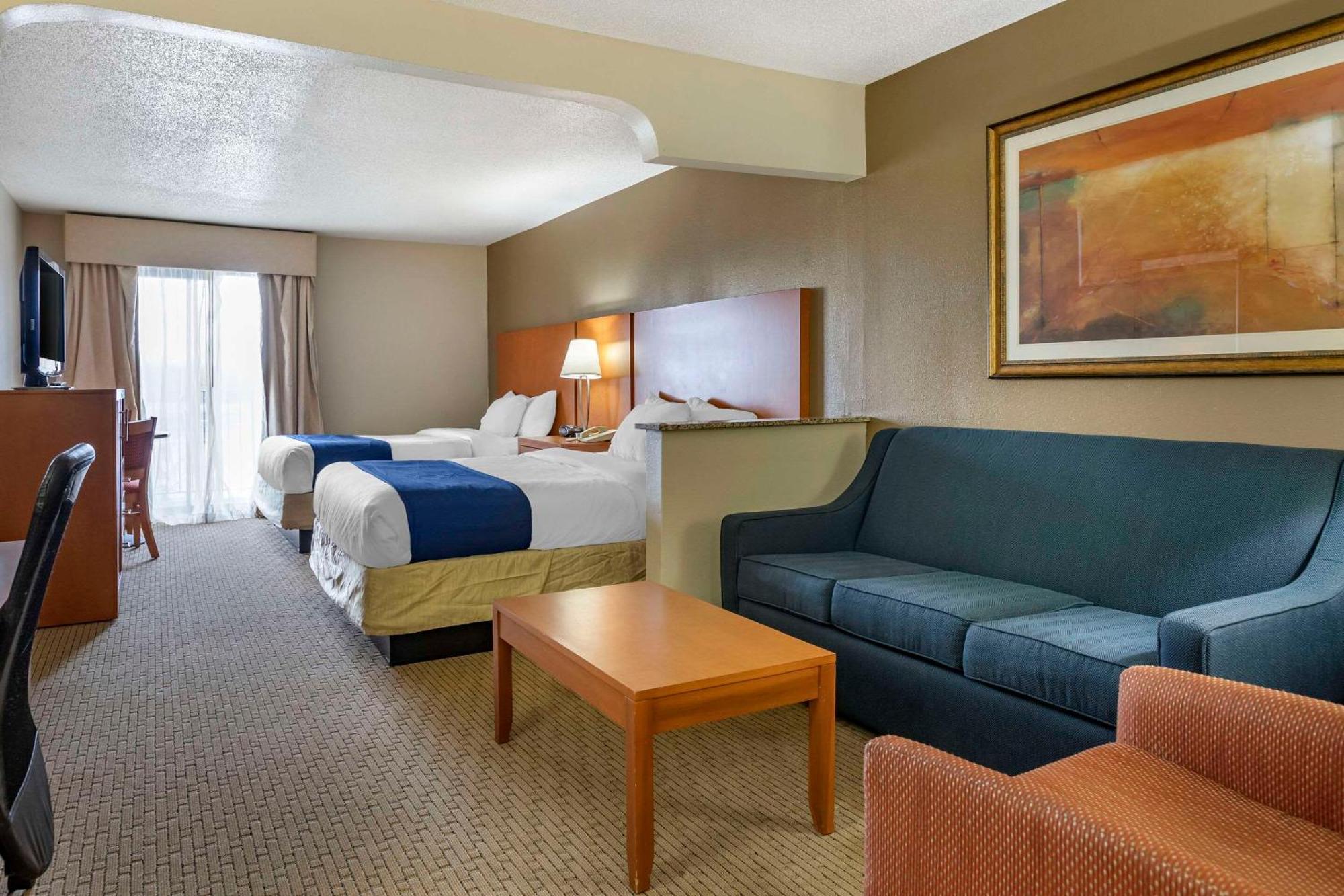 Comfort Suites Auburn Hills-Detroit Экстерьер фото